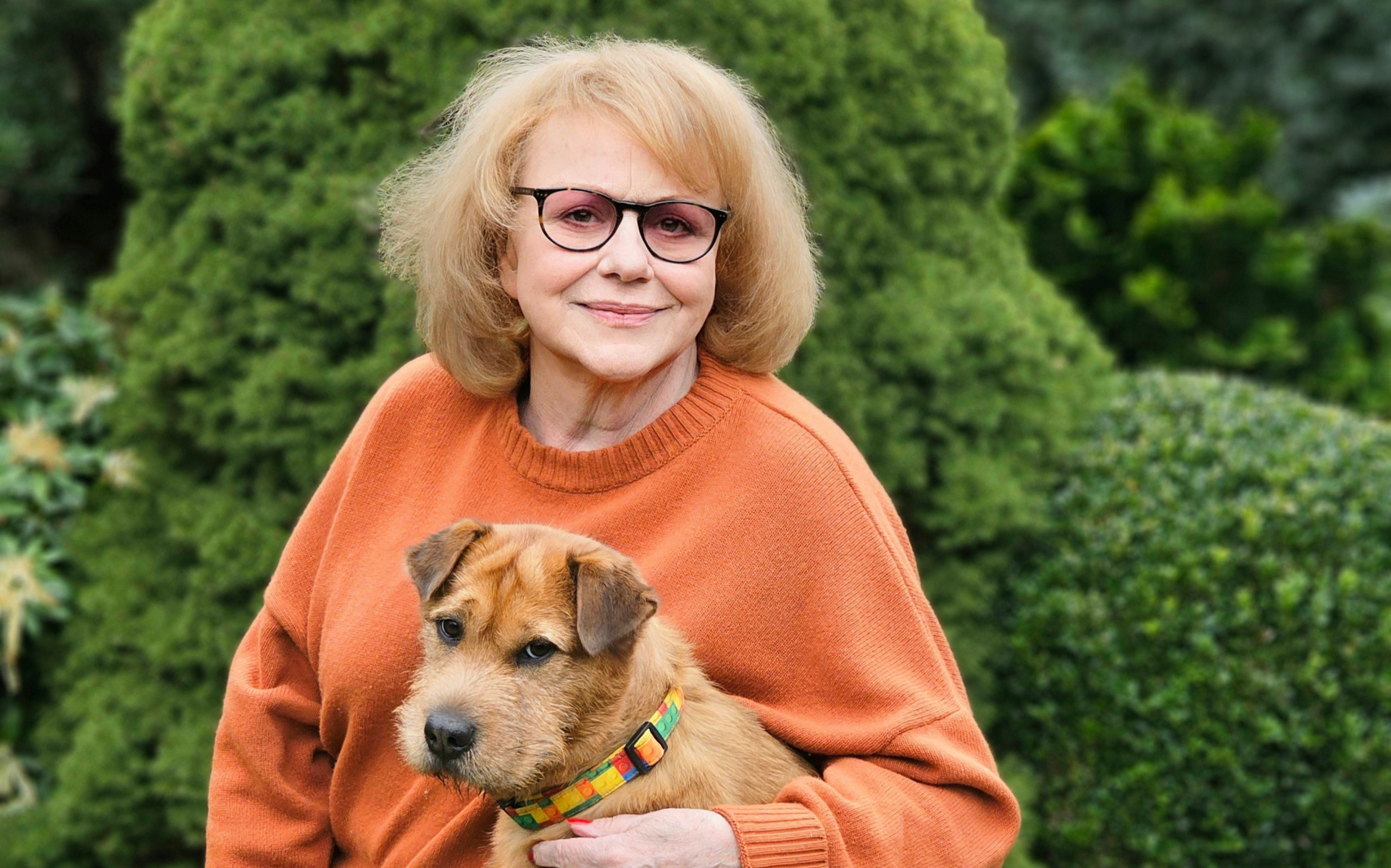 ŠANSON-VĚC VEŘEJNÁ: IVA HÜTTNEROVÁ